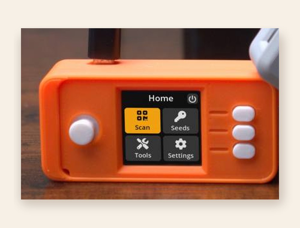 SeedSigner, an orange do-it-yourself Bitcoin signer